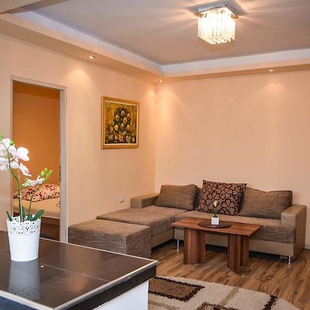Apartment Ruza Kladovo Extérieur photo